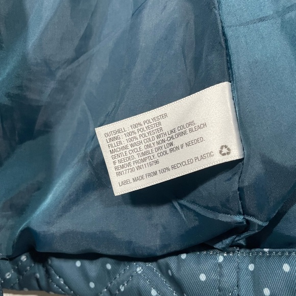 Merona Blue Quilted Vest Insulated Stand-Up Collar. Size M - Picture 5 of 11